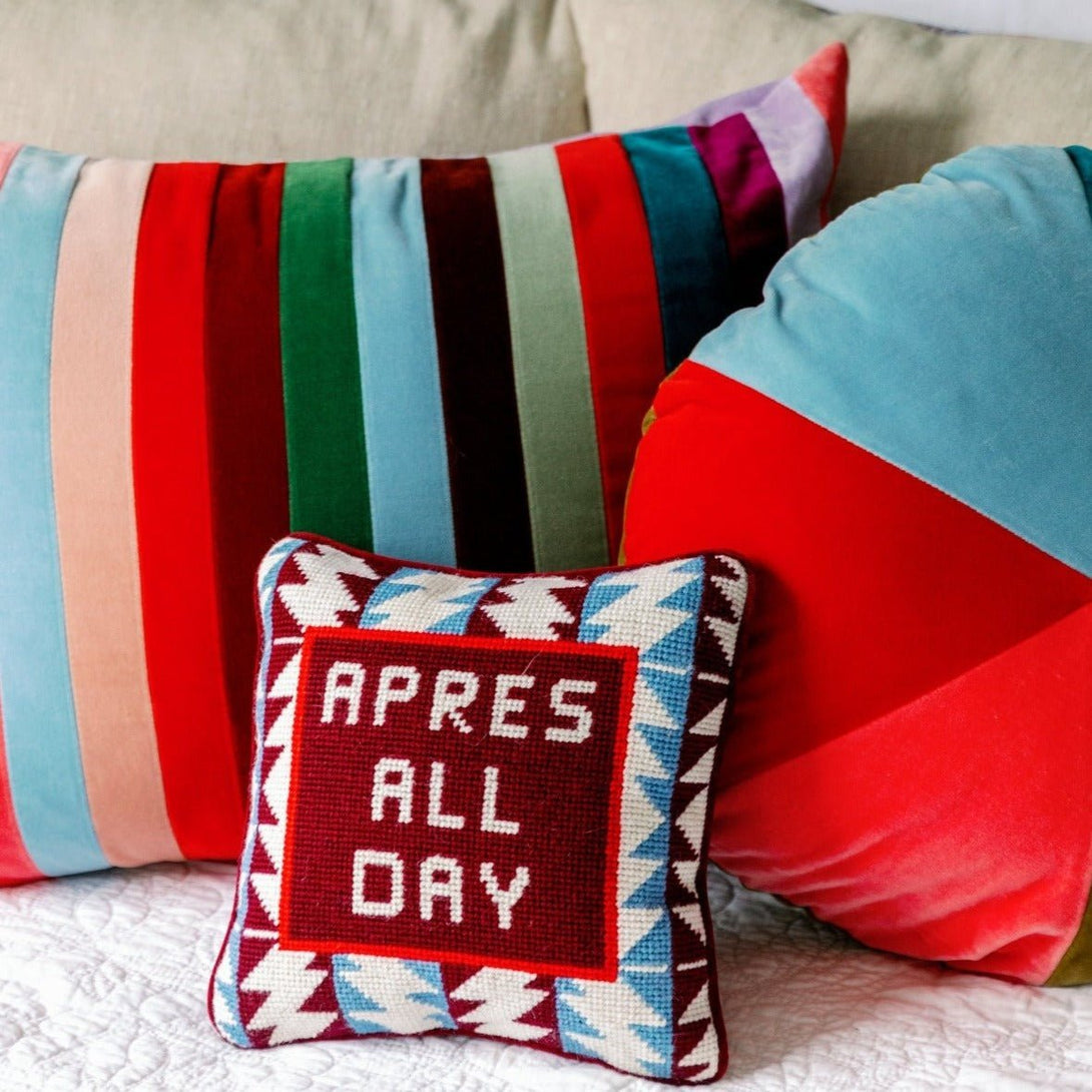 Apres Ski Needlepoint Pillow - Angelwreaths