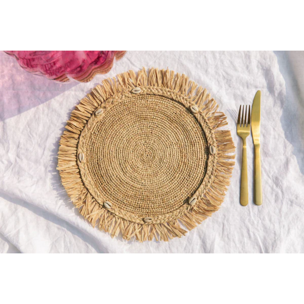 Round natural raffia tabletop with fringes, Woven raffia Placemat